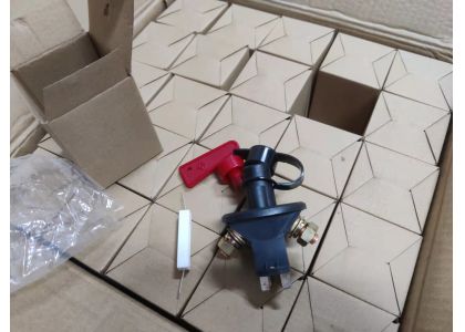 Racing car battery switch export to Italy